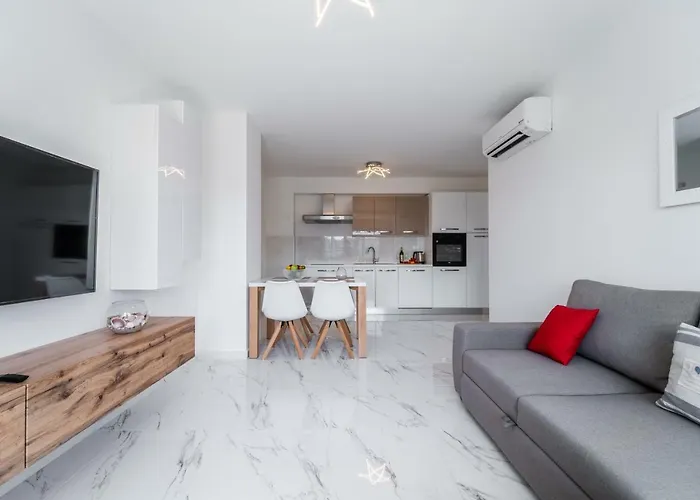 Maris Apartamento Pula